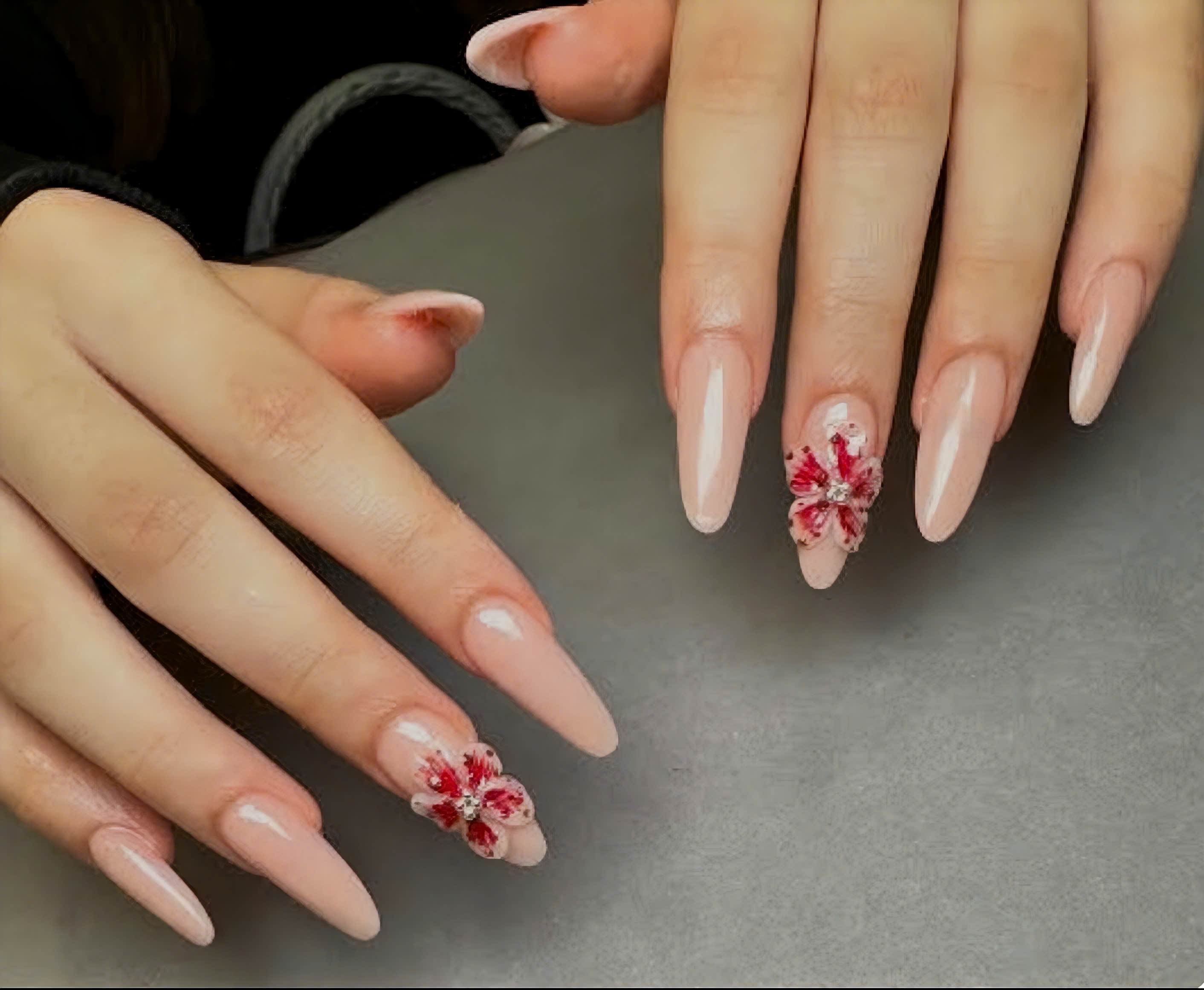 Nails hoa anh đào nhẹ nhàng tinh tế